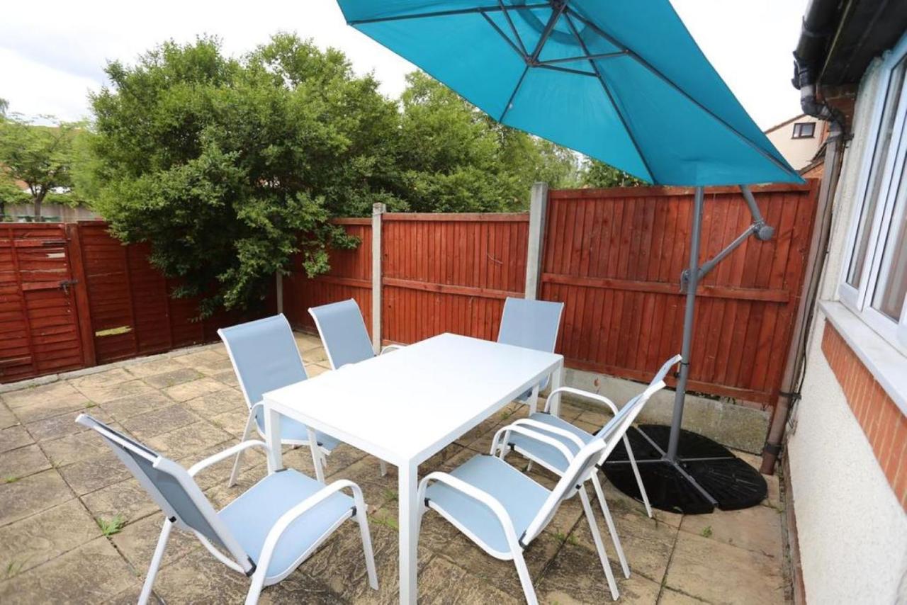 Beautiful 3 Beds House West Thamesmead London * Londres