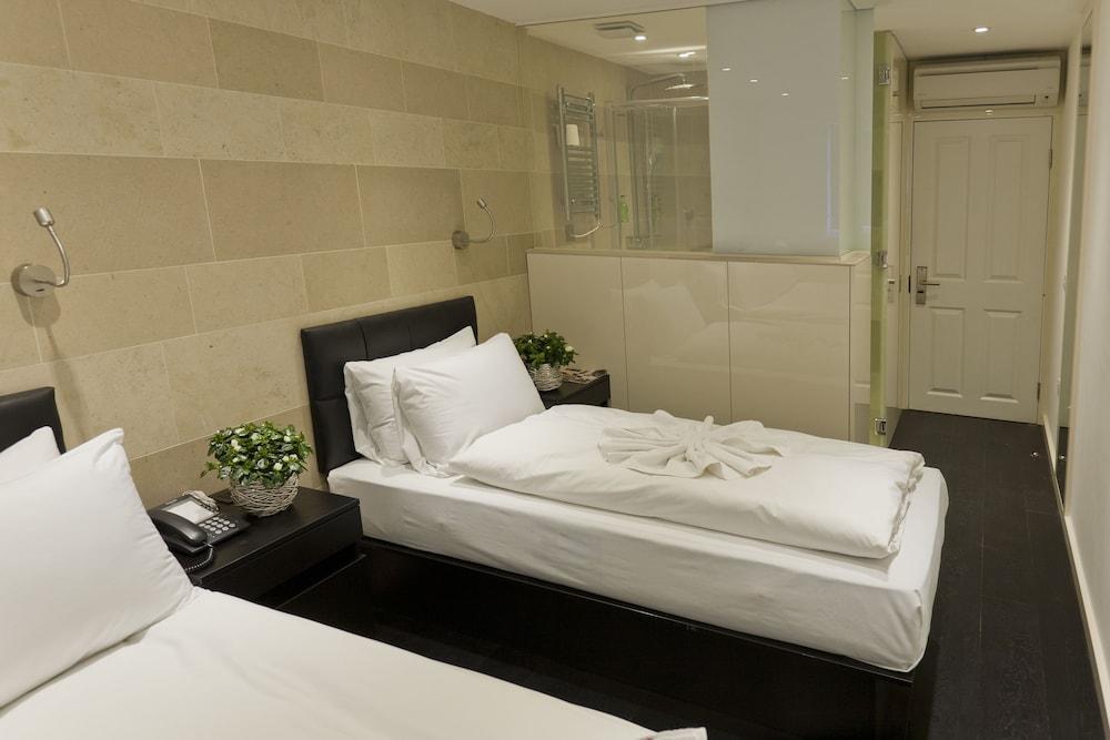 Nox Hyde Park Apart-hotel