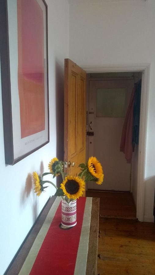 Bed and breakfast Homey, Warm & Welcoming Room. Londres