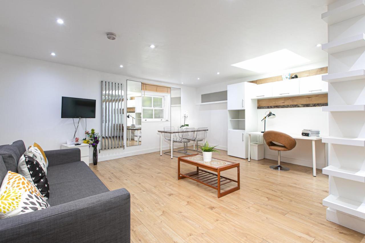 Skyvillion - One Bedroom By King's Cross London