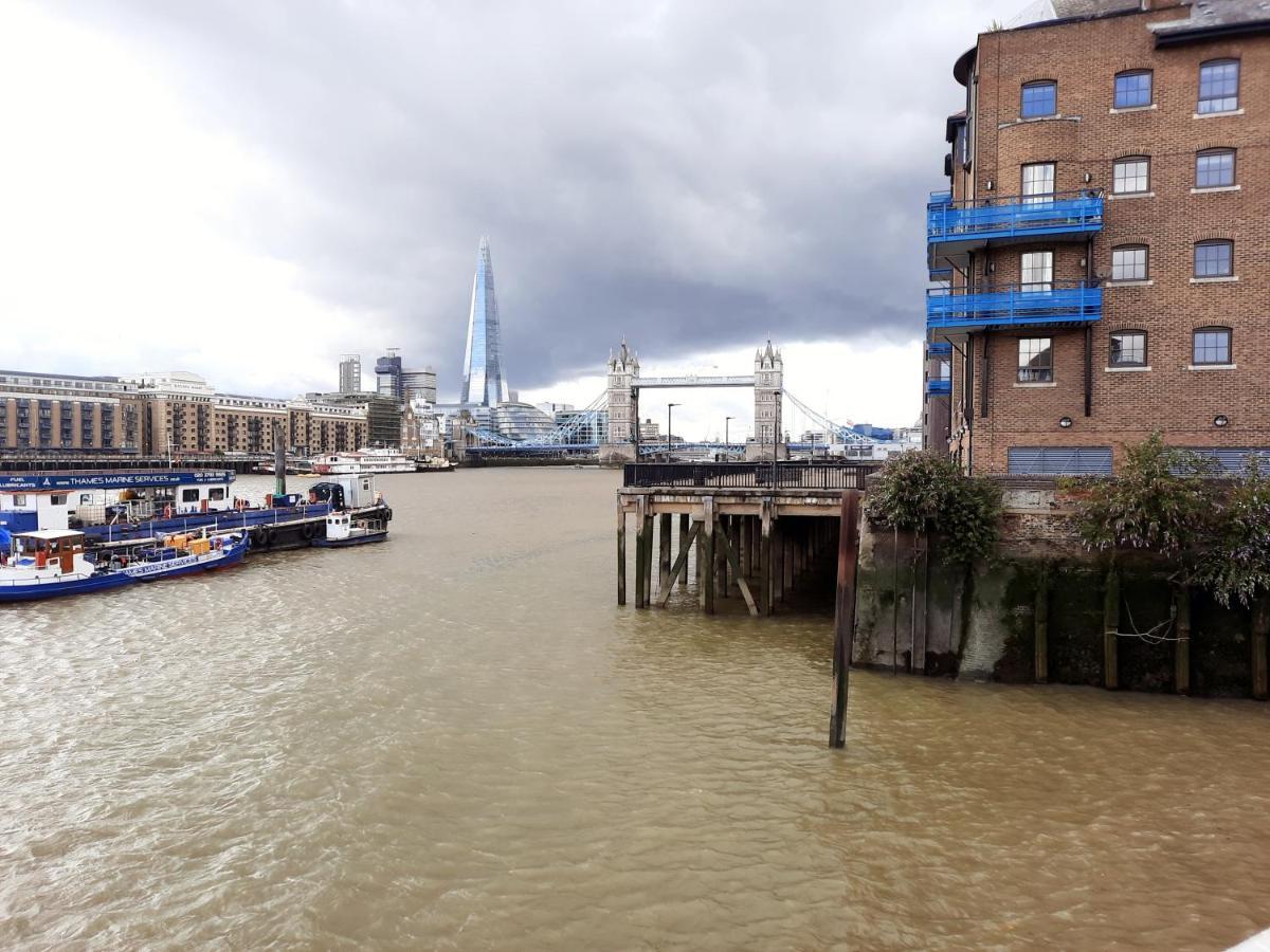 Mandy Sue Hotel en barco Londres