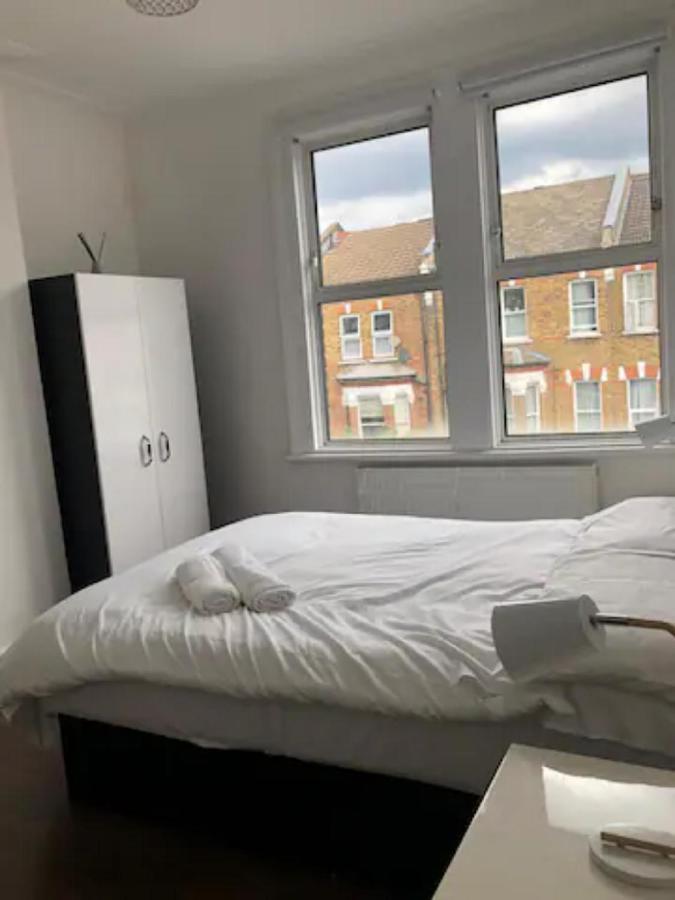 Apartamento Entire 2 Bed-Room Flat Near Portobello Market Londres