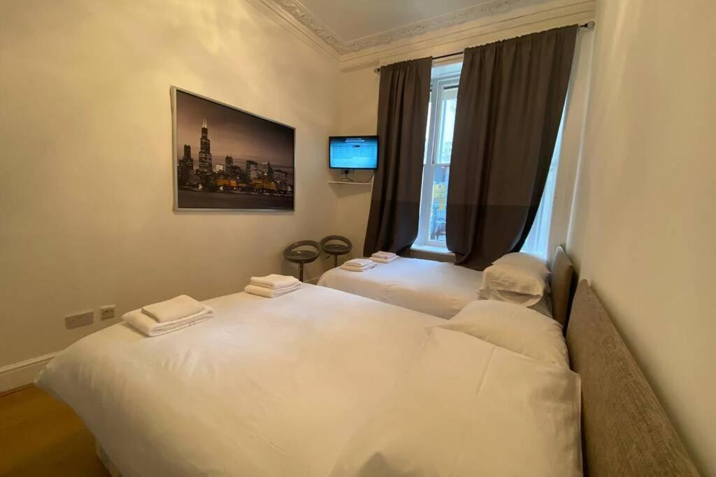 Apartamento F6-comfy Ground Flr Fits 4- Near Paddington *