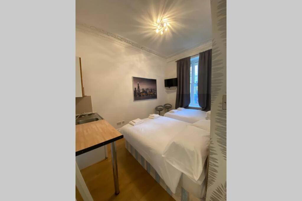 F6-comfy Ground Flr Fits 4- Near Paddington Londres