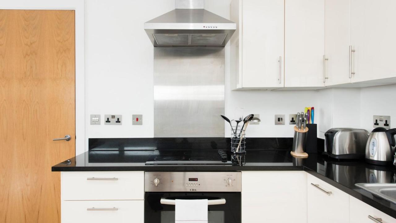 3 Bedroom Apartment in Stratford