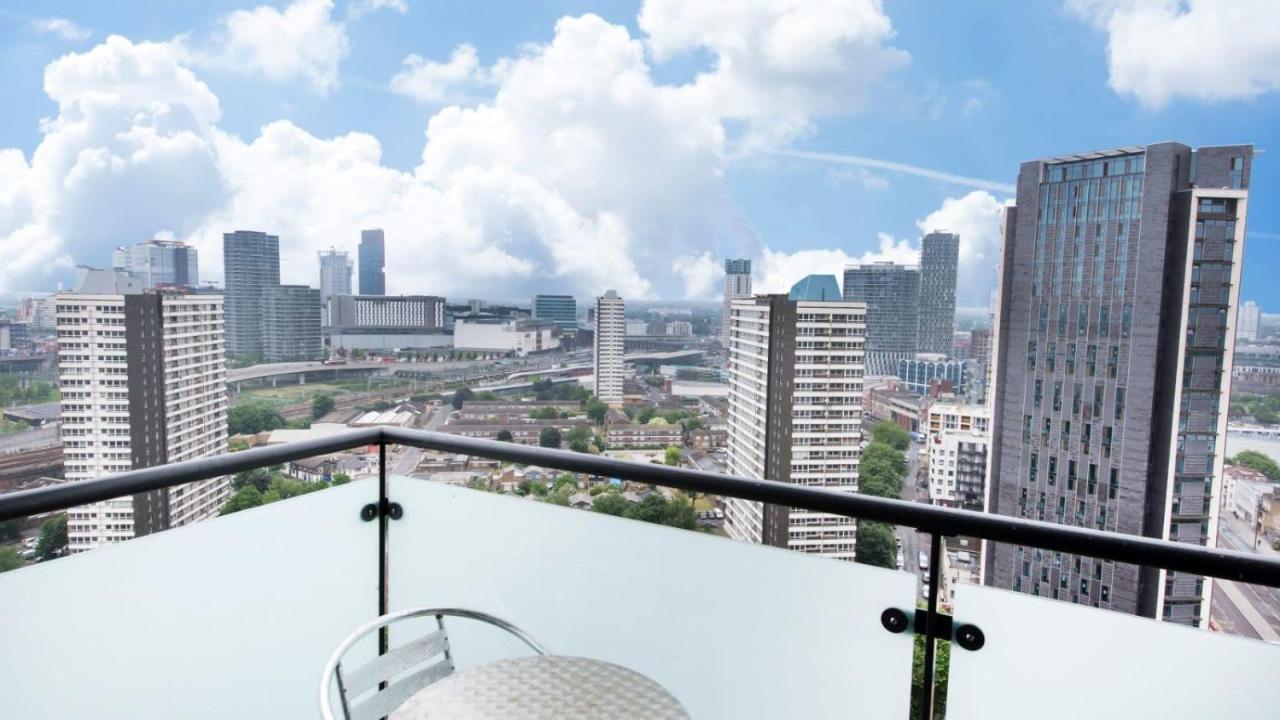 3 Bedroom Apartment in Stratford *