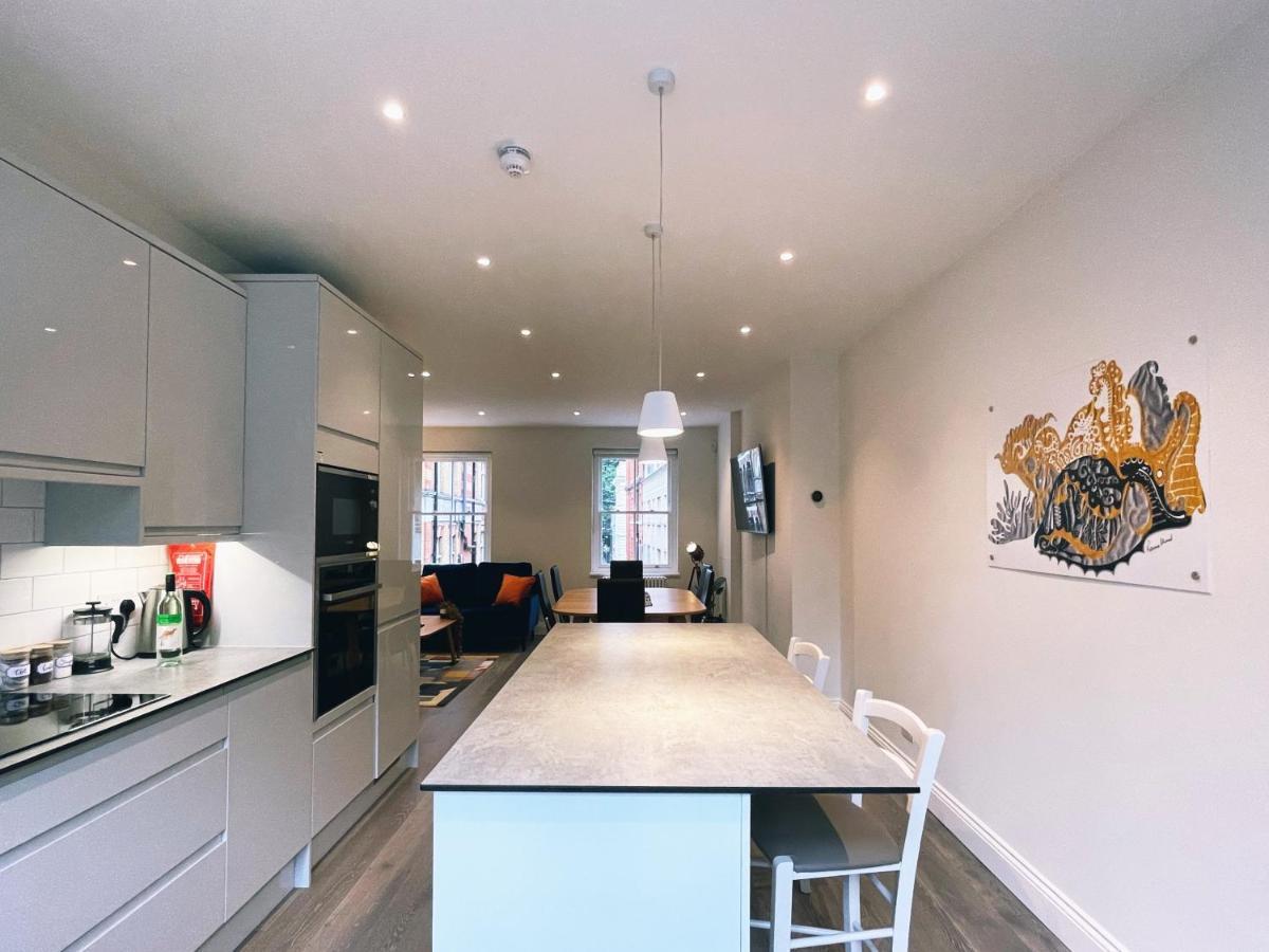 James's Place On Oxford Street Apartment