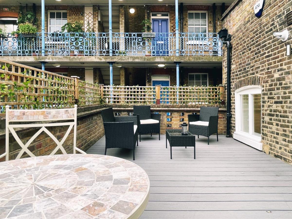 James's Place On Oxford Street Apartment London
