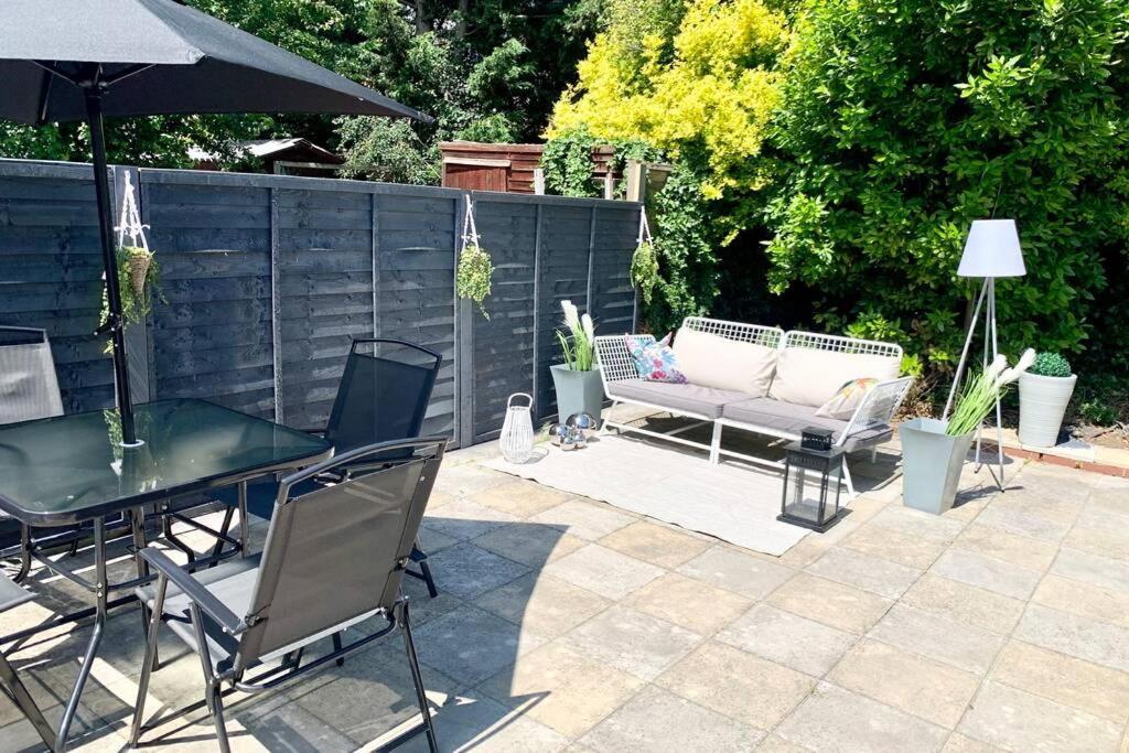 Contemporary 3 Bed House With Spacious Garden Close To Stratford Londres