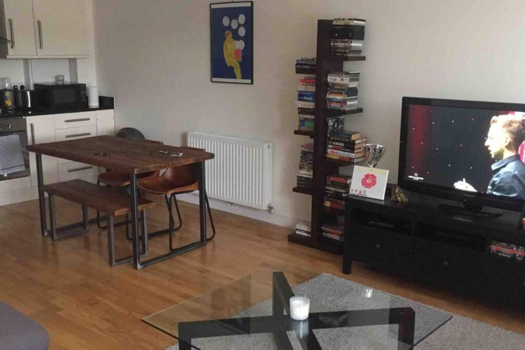 Charming Flat In Golders Green With Parking Space Londres