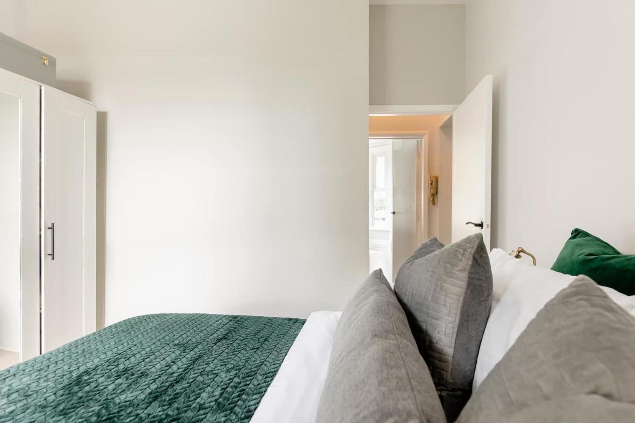Apartment Lovely 2 Bedroom In West Hampstead, London