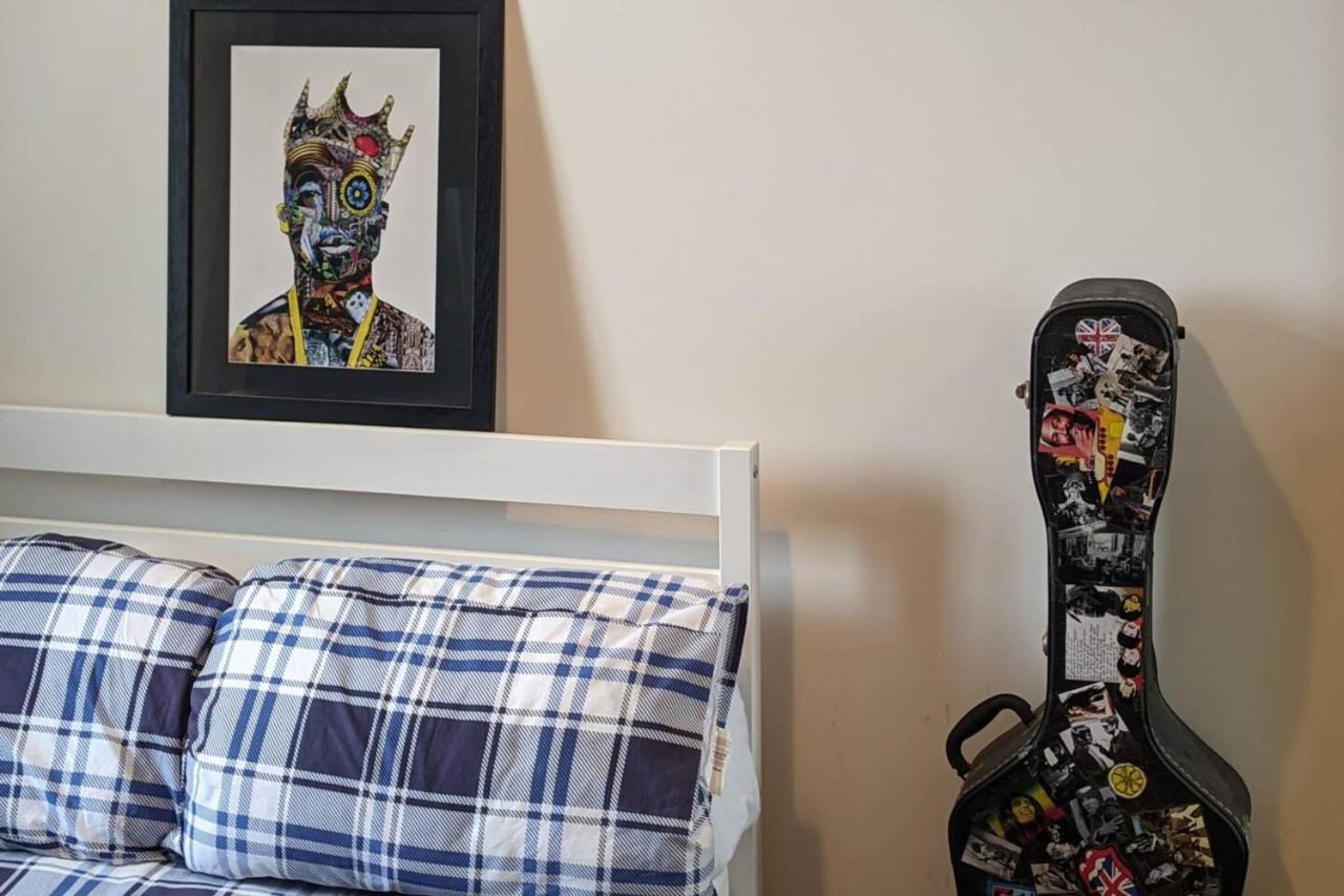 Beautifully Decorated Contemporary 2 Bedroom Flat Apartamento Londres