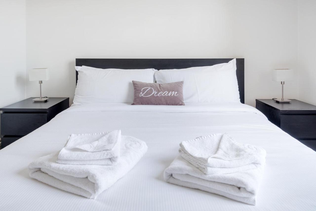 Stunning One Bedroom In Location * Londres