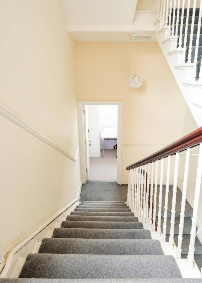 Appartement Stunning One Bedroom In Location *
