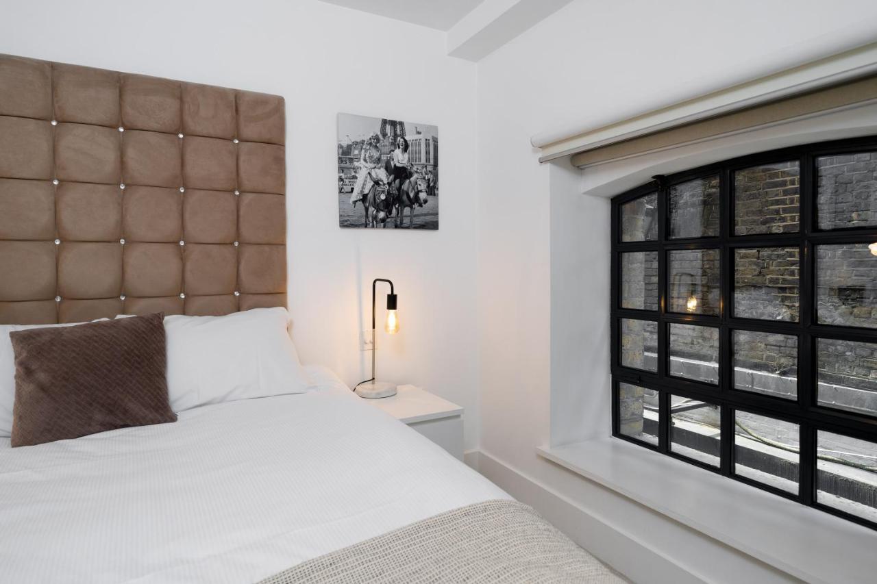 Duplex 2 Bedr, 3 Beds, 2,5 Bath Trafalgar Square Apartamento