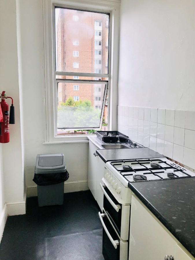 Acomodação com café da manhã  Amhurst Londres