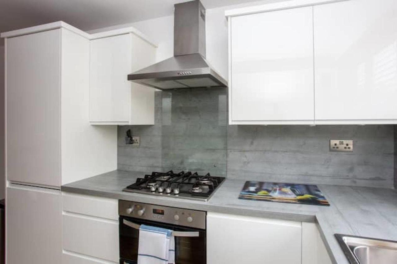 Spacious 3 Bedroom With Large Balcony Apartamento *