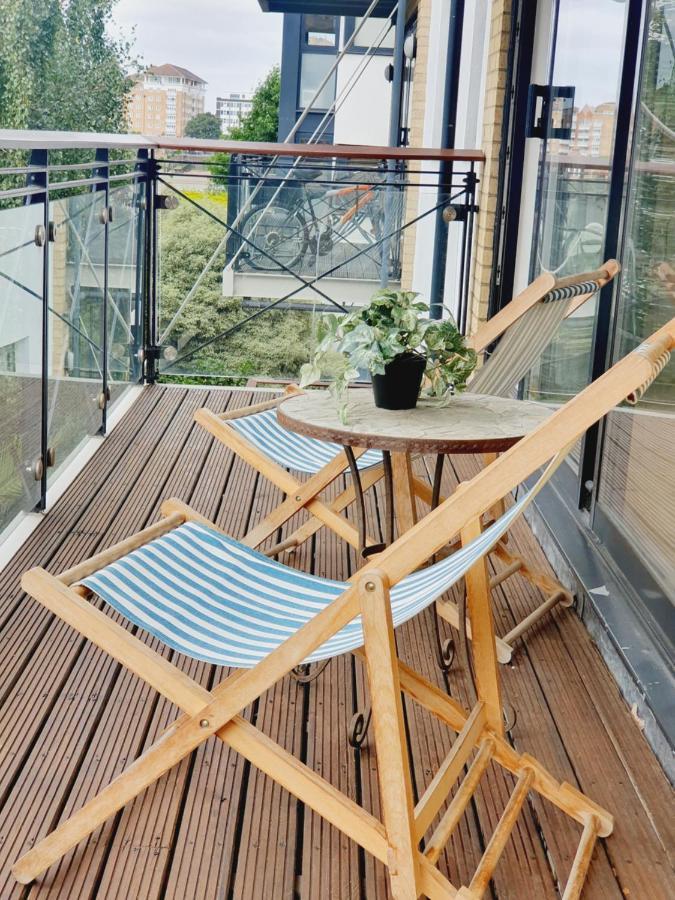 Apartamento Luxury Canary Wharf With Free Parking Londres