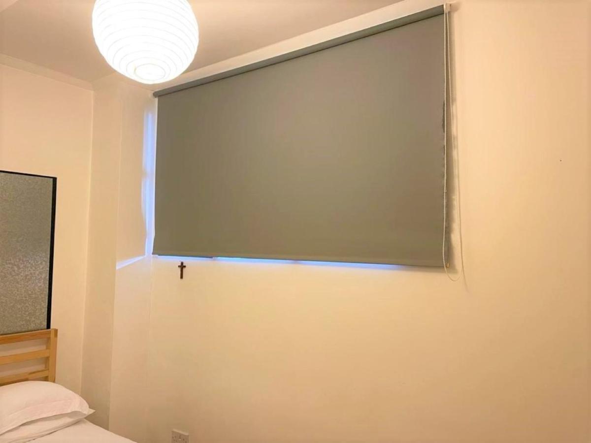 Splendid 1 Bedroom Flat + Terrace Londen