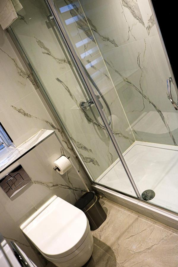 Apartment Imperial Court London