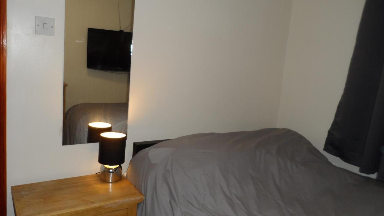 Bubblesbnb- Family 7 Bedroom House Vakantiehuis