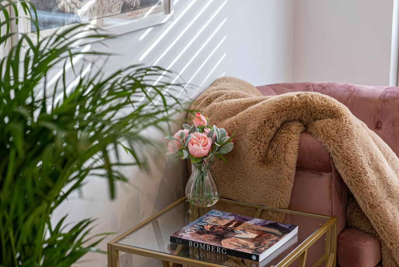 Joivy Stunning 3 Bed,2 Bath House With Roof Terrace In Chelsea Londres