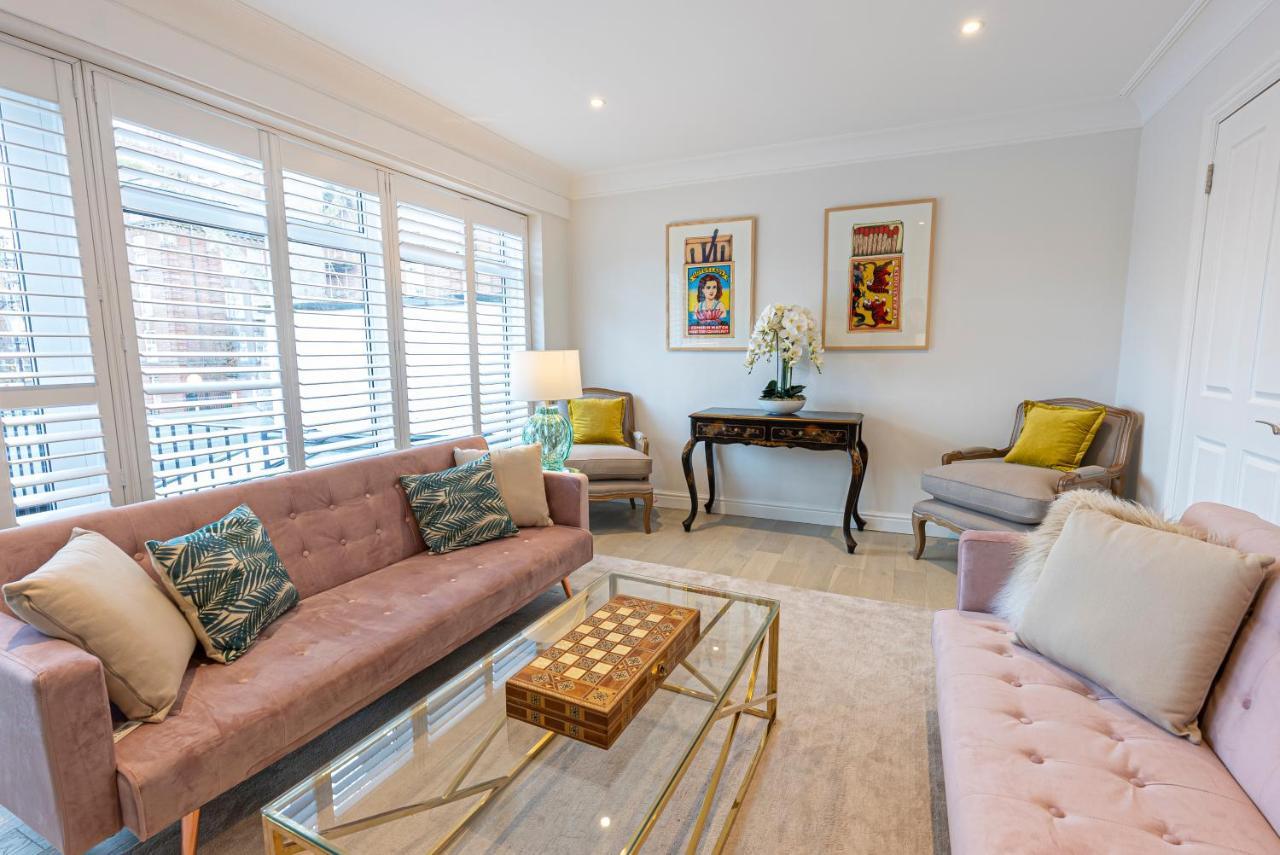 Joivy Stunning 3 Bed,2 Bath House With Roof Terrace In Chelsea * Londres