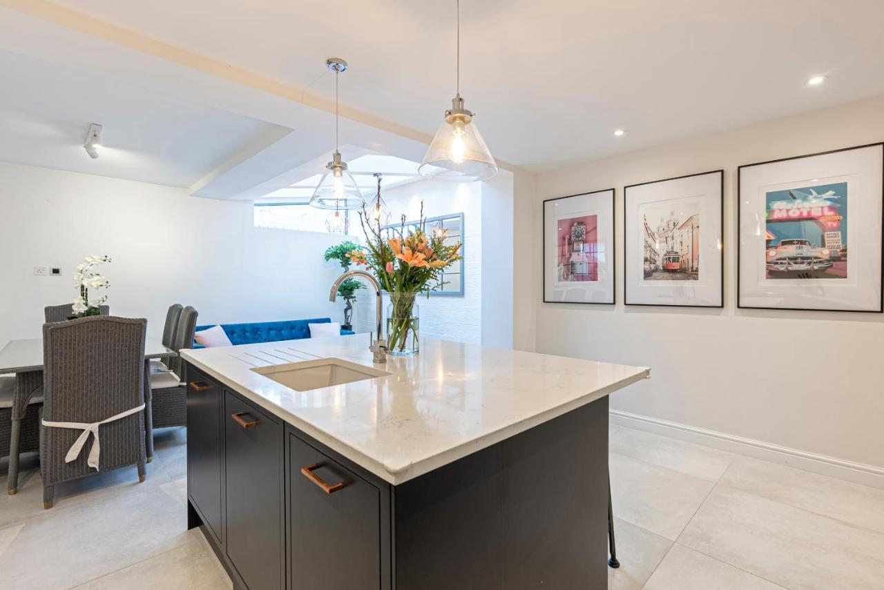Apartamento Joivy Stunning 3 Bed,2 Bath House With Roof Terrace In Chelsea Londres