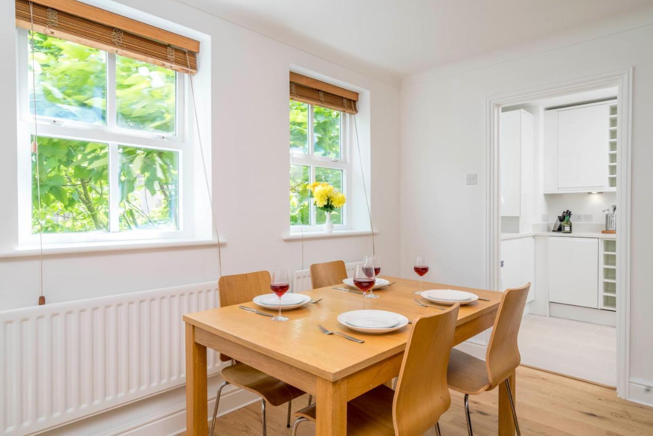 Splendid Near Vauxhall Tube Apartment *