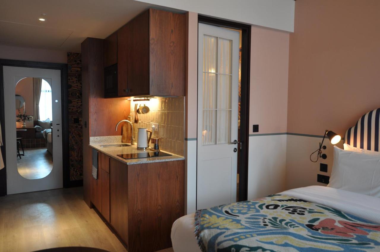 Hotel Room2 Chiswick Hometel London