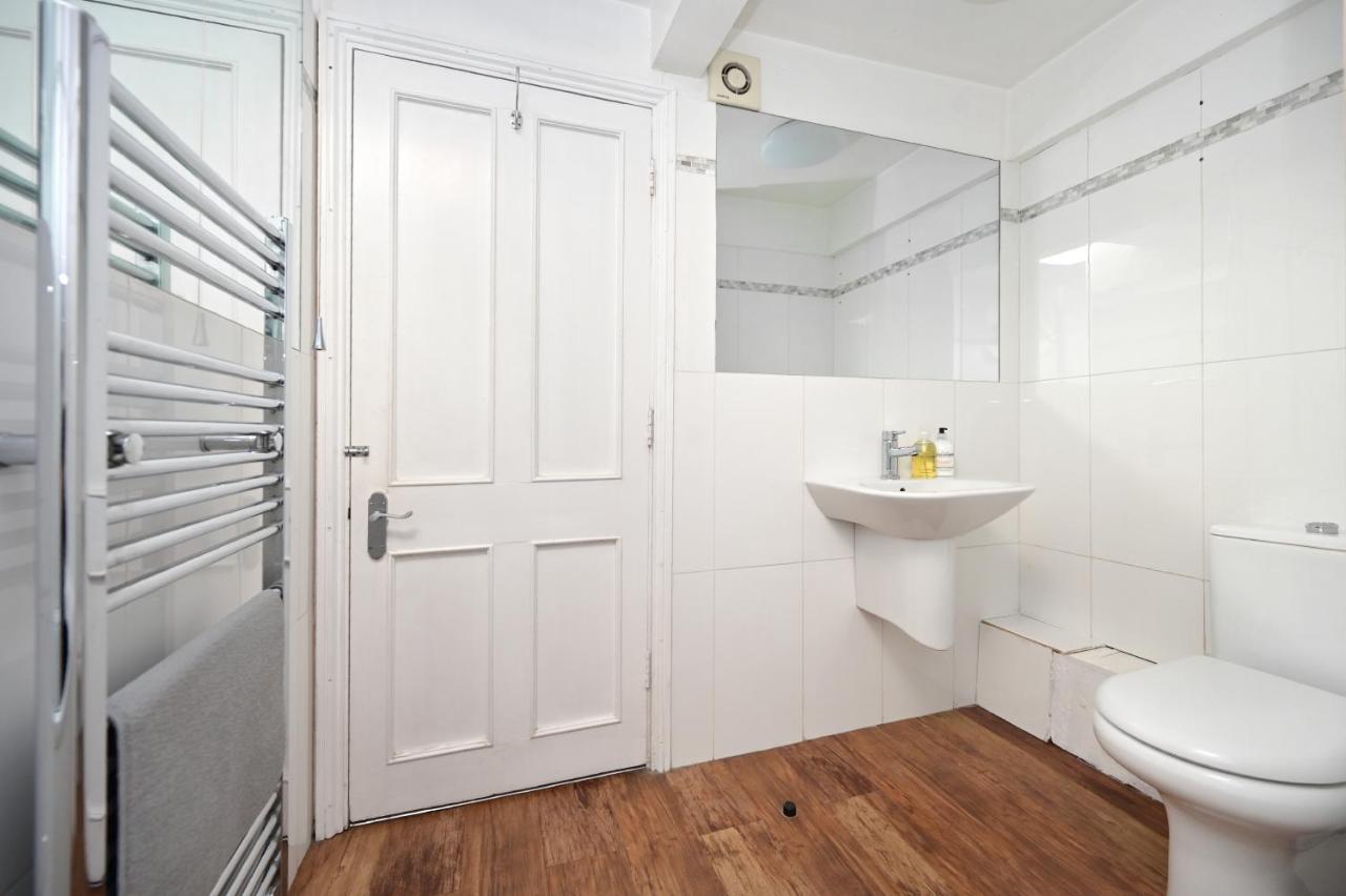Soho, Piccadilly & Chinatown - Two Bedroom & Two Double Beds Apartamento *