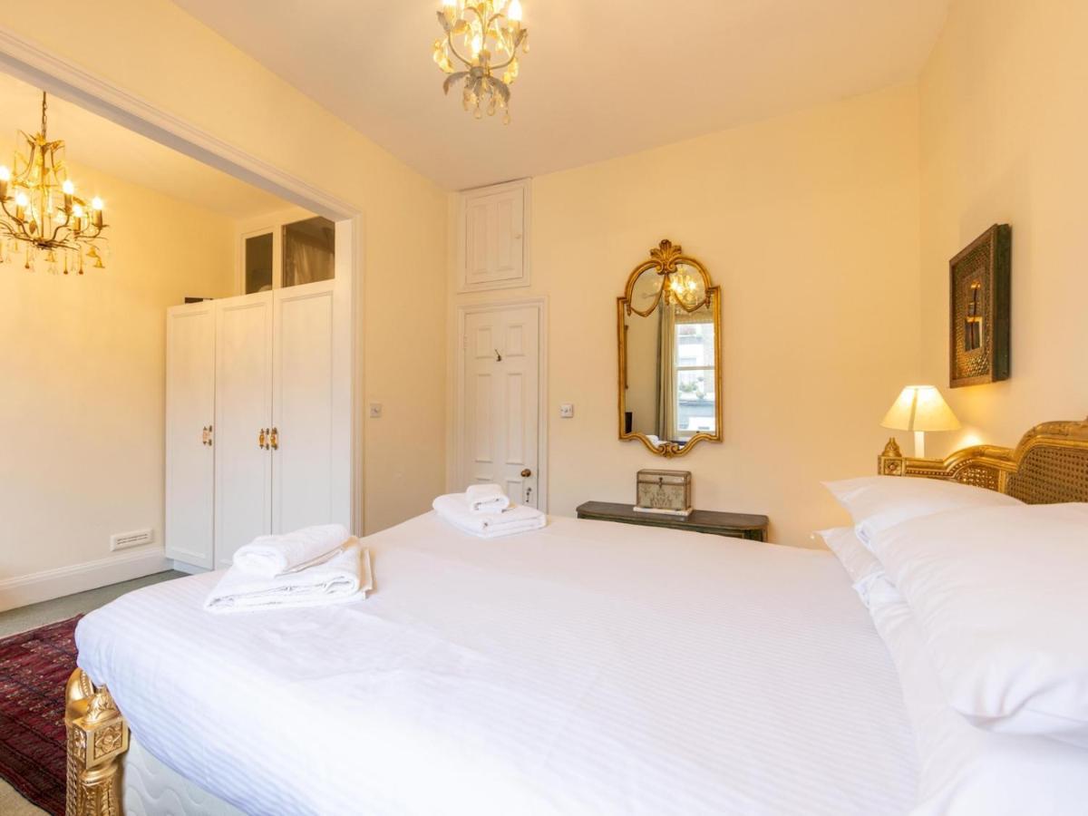 Apartment Pass The Keys Split-floors Antique In Portobello Road
