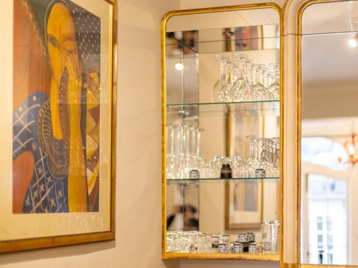 Pass The Keys Split-floors Antique In Portobello Road Apartment *