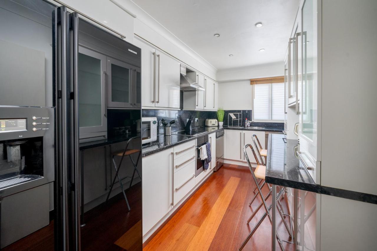Appartement Crossharbour Canary Wharf 2 Bed Duplex *