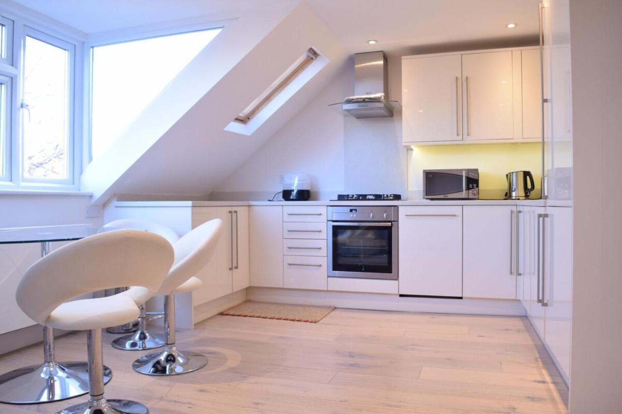 Stylish 2 Bed In West Hampstead *