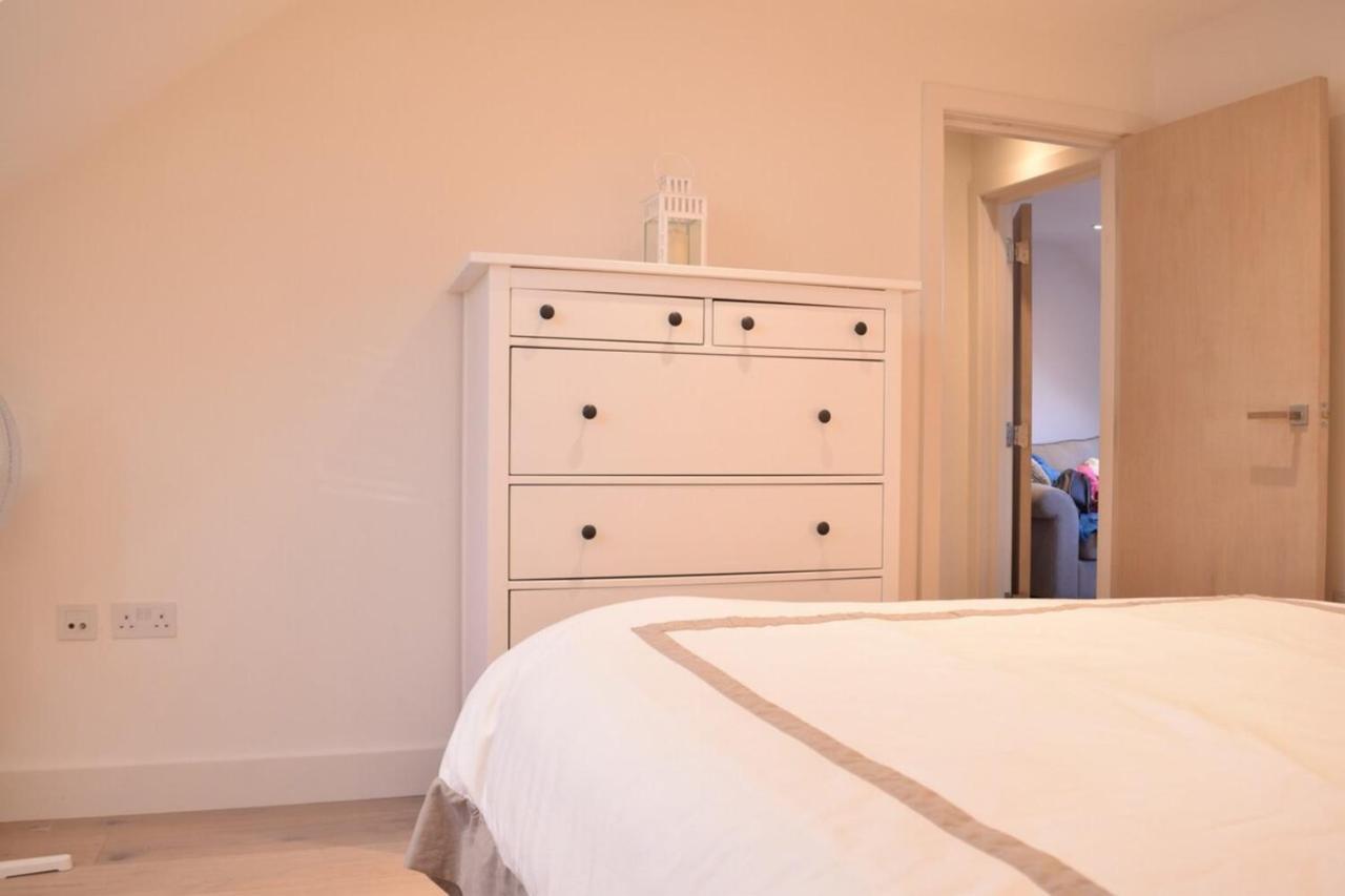Stylish 2 Bed In West Hampstead * Londres