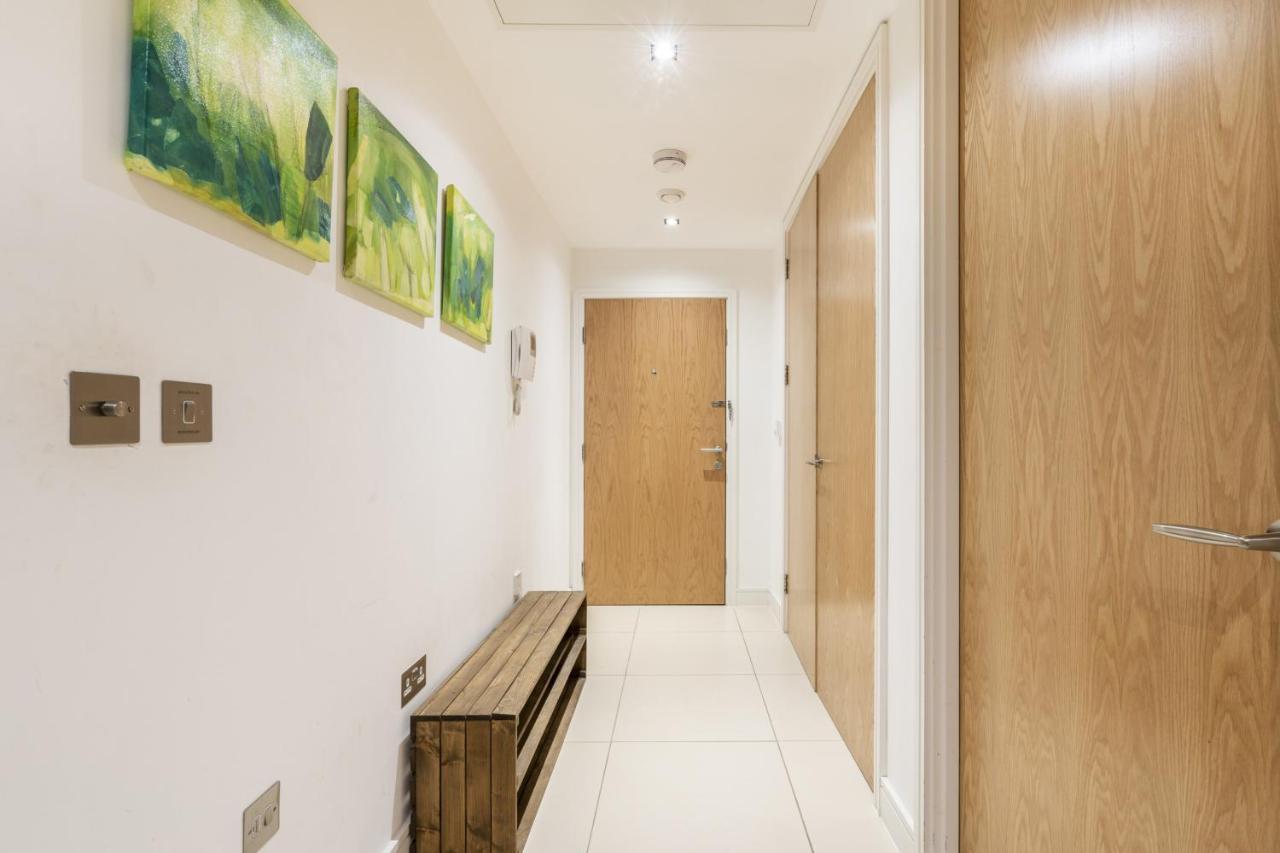 1br Penthouse Flat In East