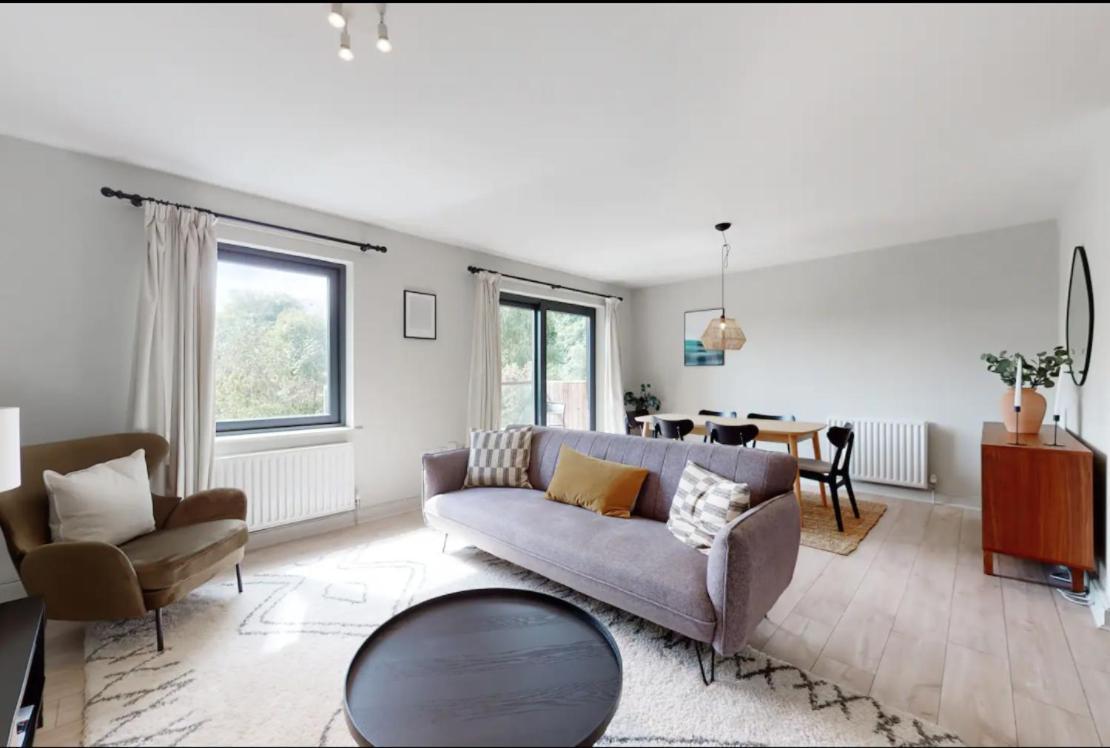 Appartement Modern 2 Bedroom Flat With Patio In Turnpike Lane *