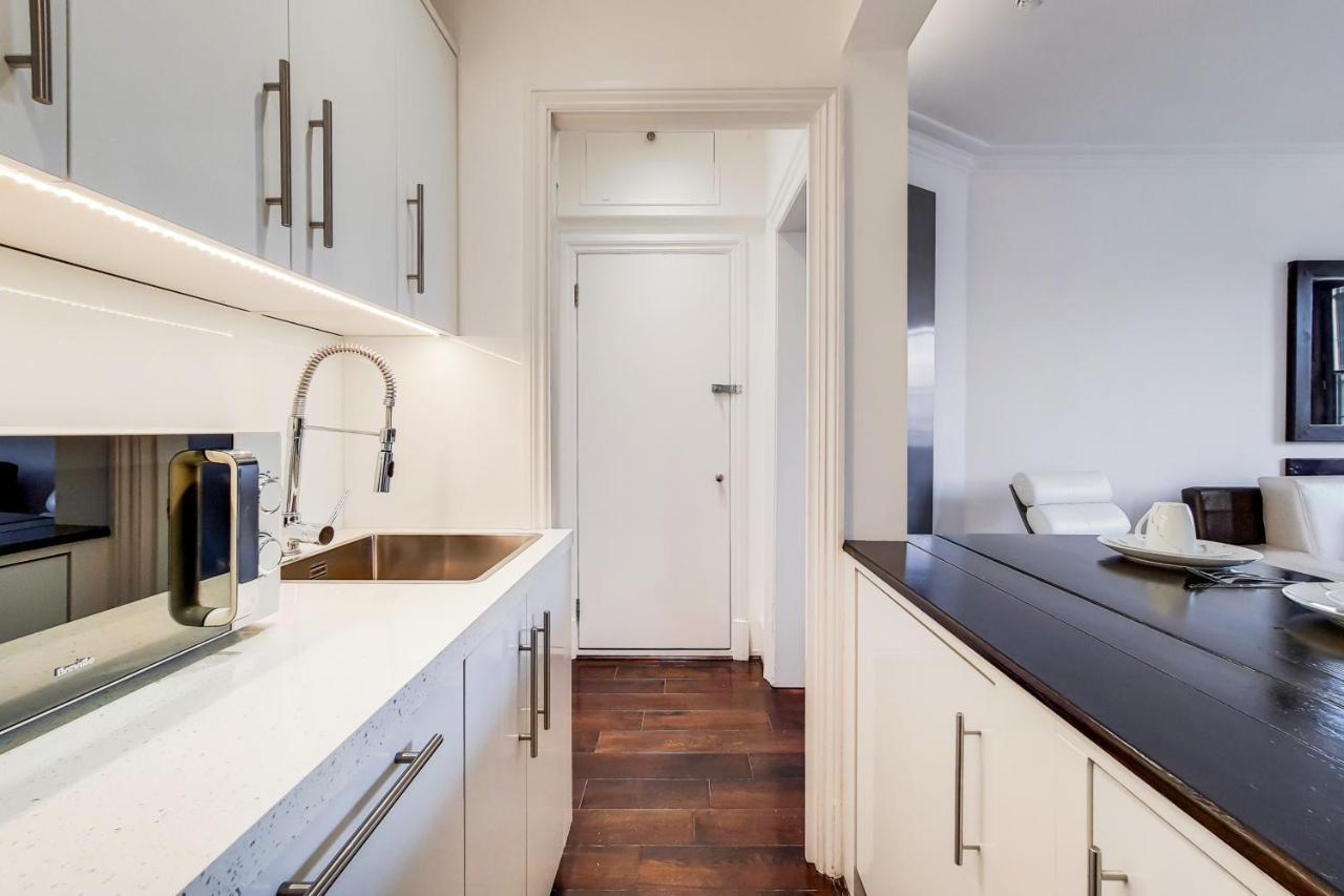 The Lyall Exclusive Apartment