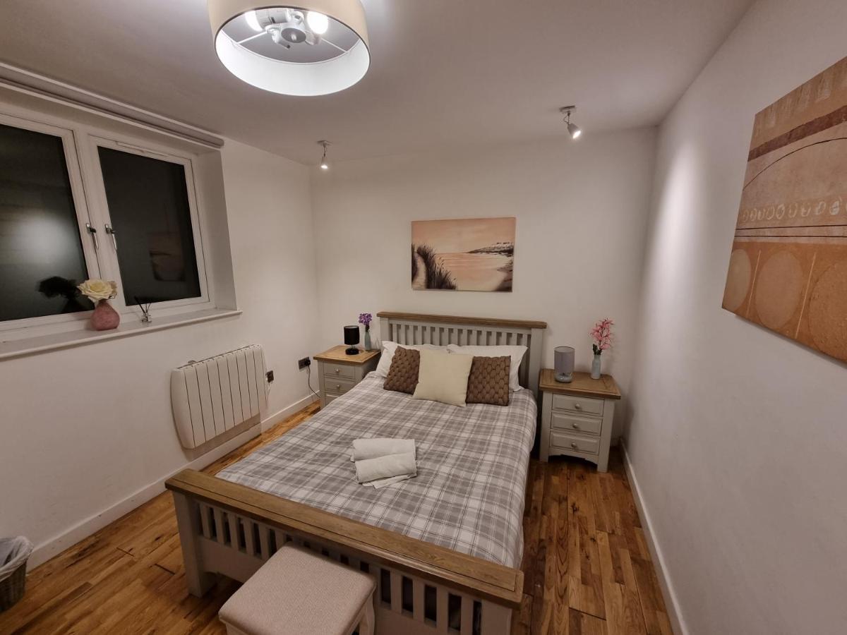 Apartamento Spacious & Central Park Ground Floor Flat *