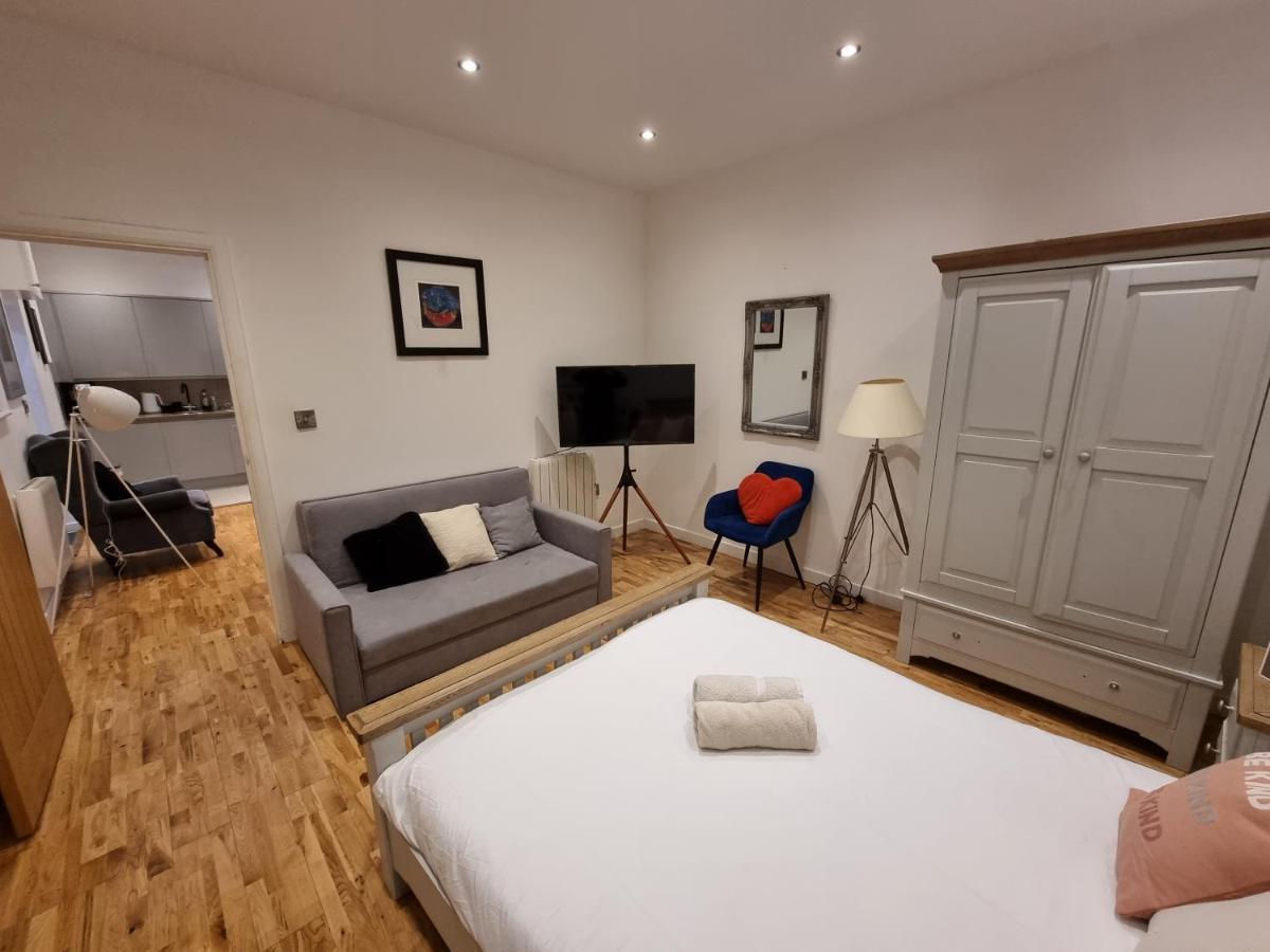 Apartamento Spacious & Central Park Ground Floor Flat Londres