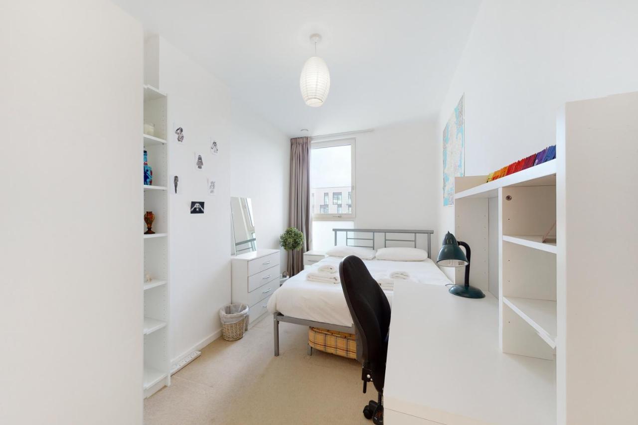 Apartamento Lovely 2 Bedroom Flat With Balcony In Stratford Londres