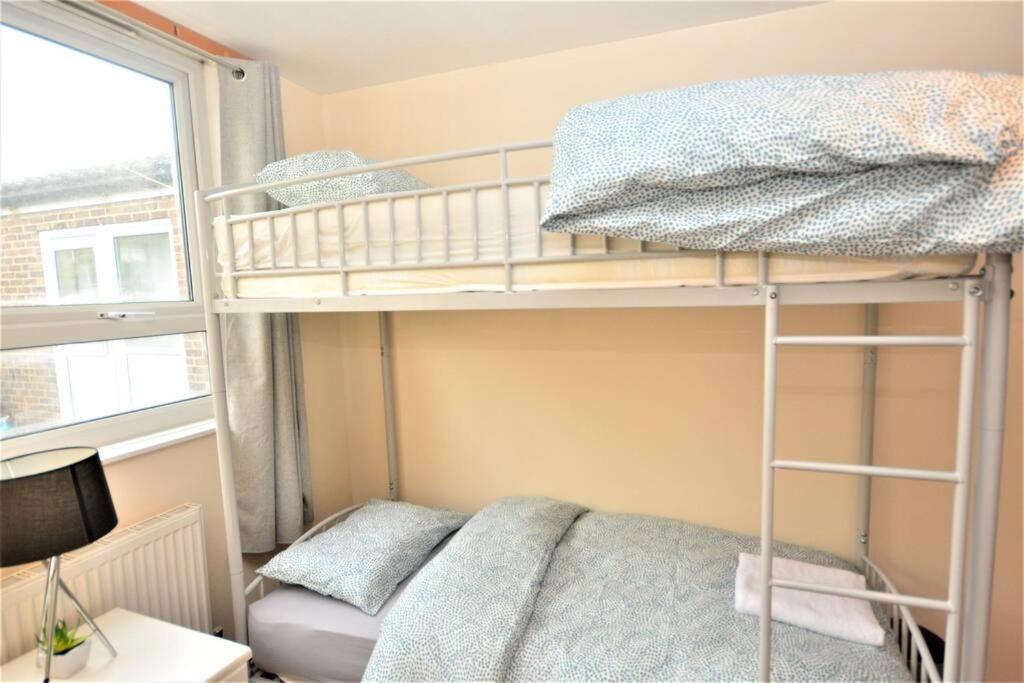Appartement Spacious 2bedroom With Patio By Excel Centre *