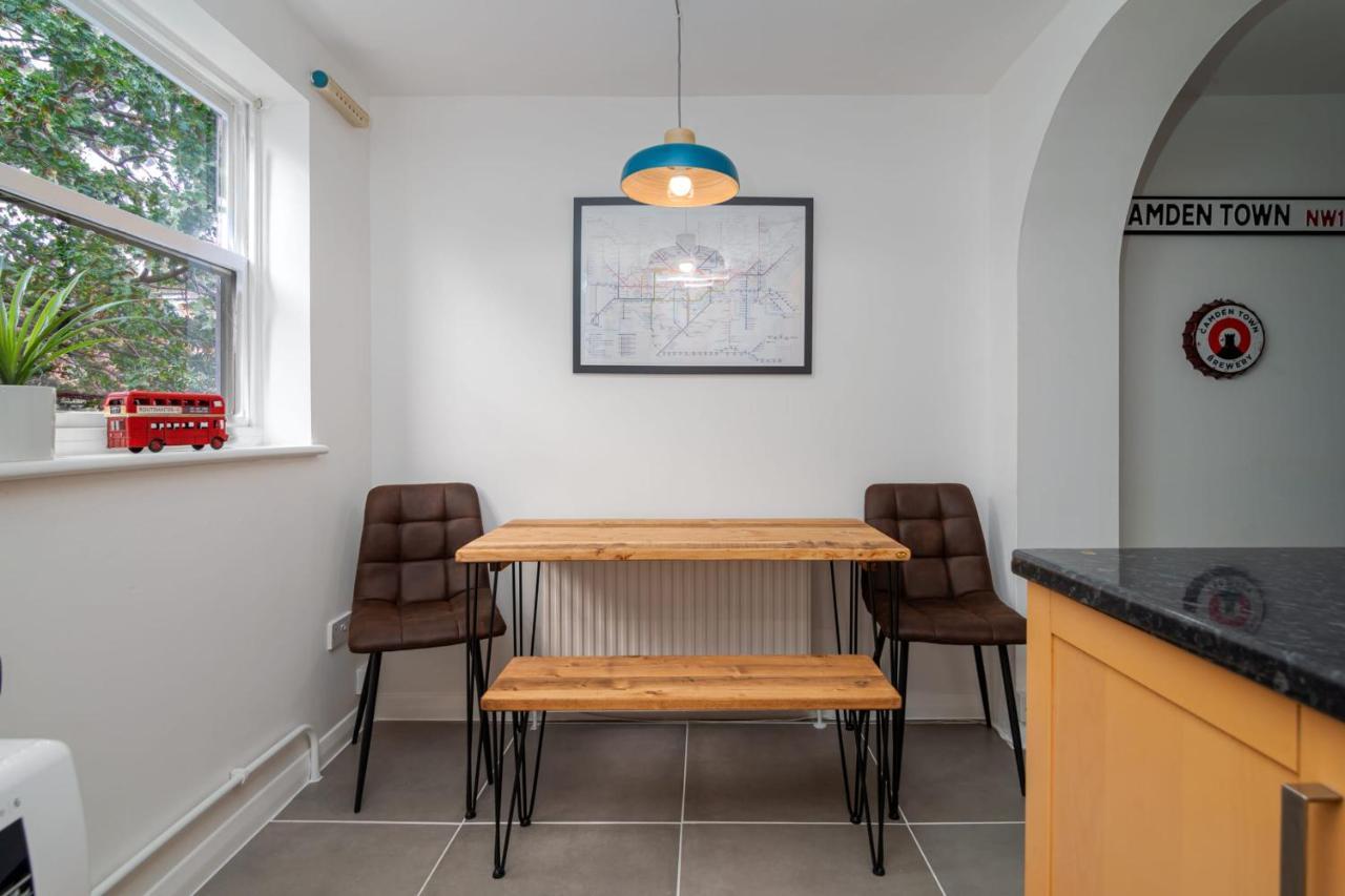 Beautiful 4 Bedroom Terrace House In Kings