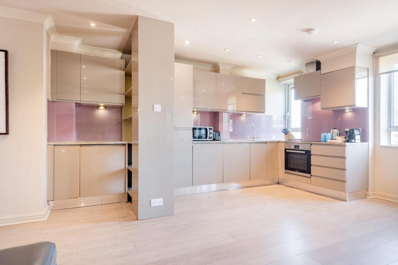 Apartamento Stunning 3-bedroom In The Heart Of With Parking-hosted By Sweetstay *