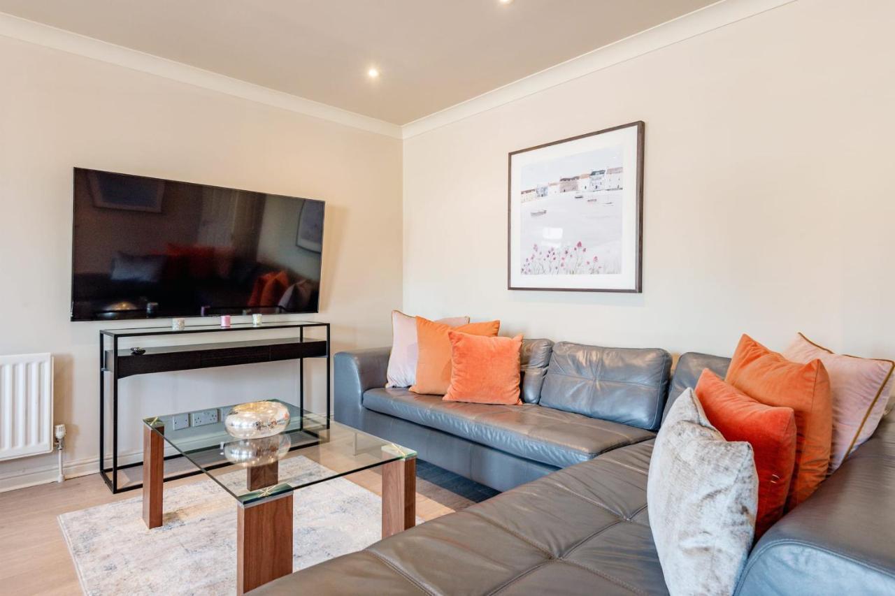 Apartamento Stunning 3-bedroom In The Heart Of With Parking-hosted By Sweetstay