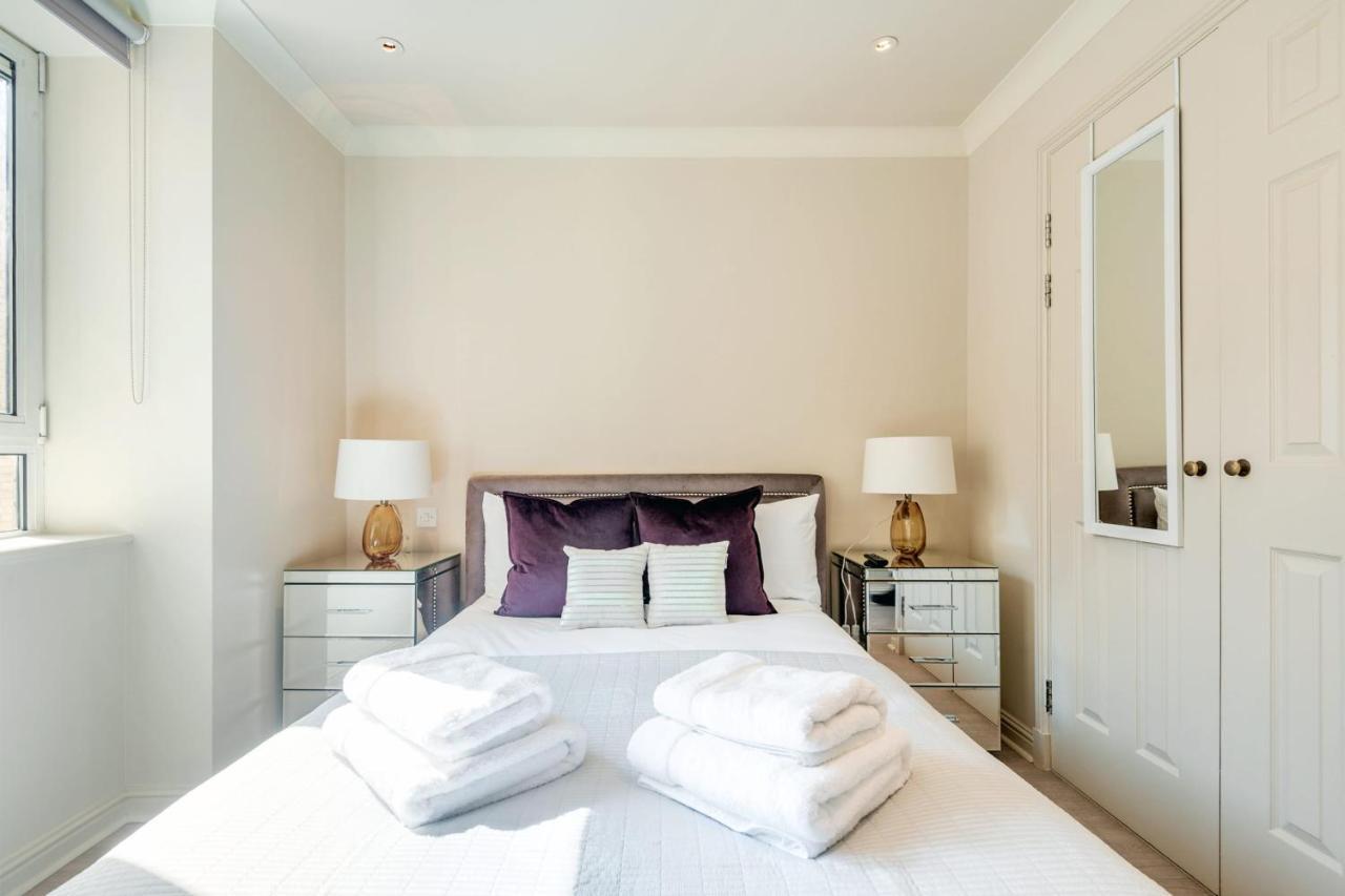 Stunning 3-bedroom In The Heart Of With Parking-hosted By Sweetstay Londres