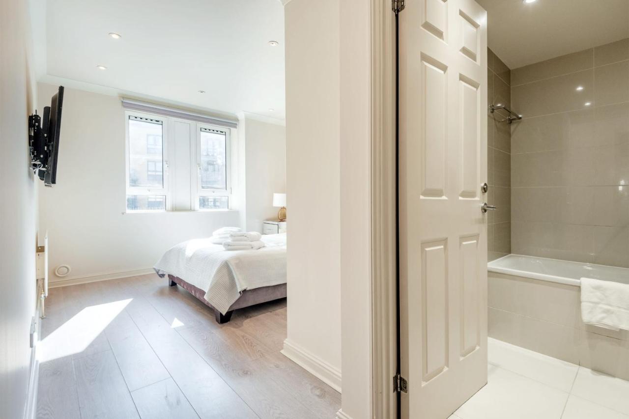 Stunning 3-bedroom In The Heart Of With Parking-hosted By Sweetstay Apartamento