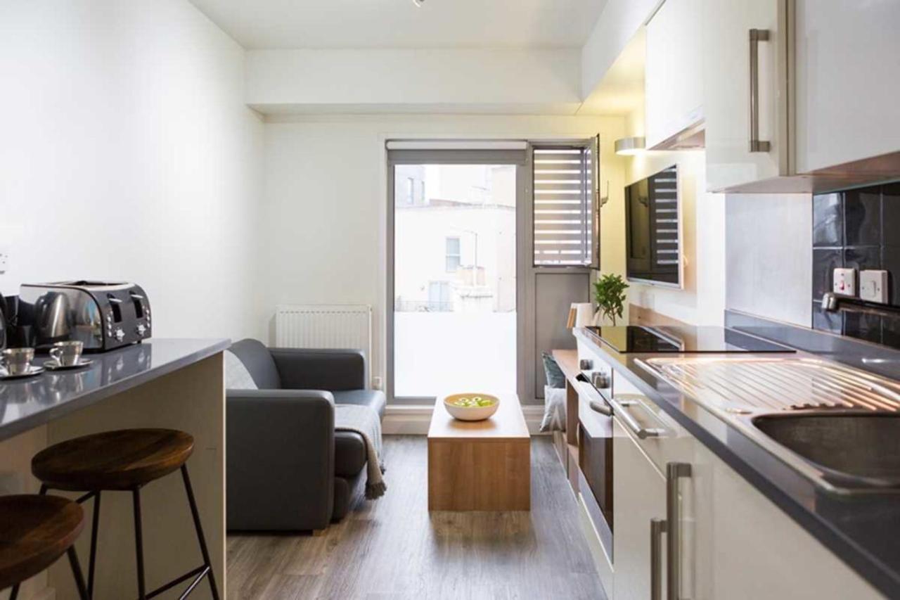 Apartment Chic And At Chapter South Bank In