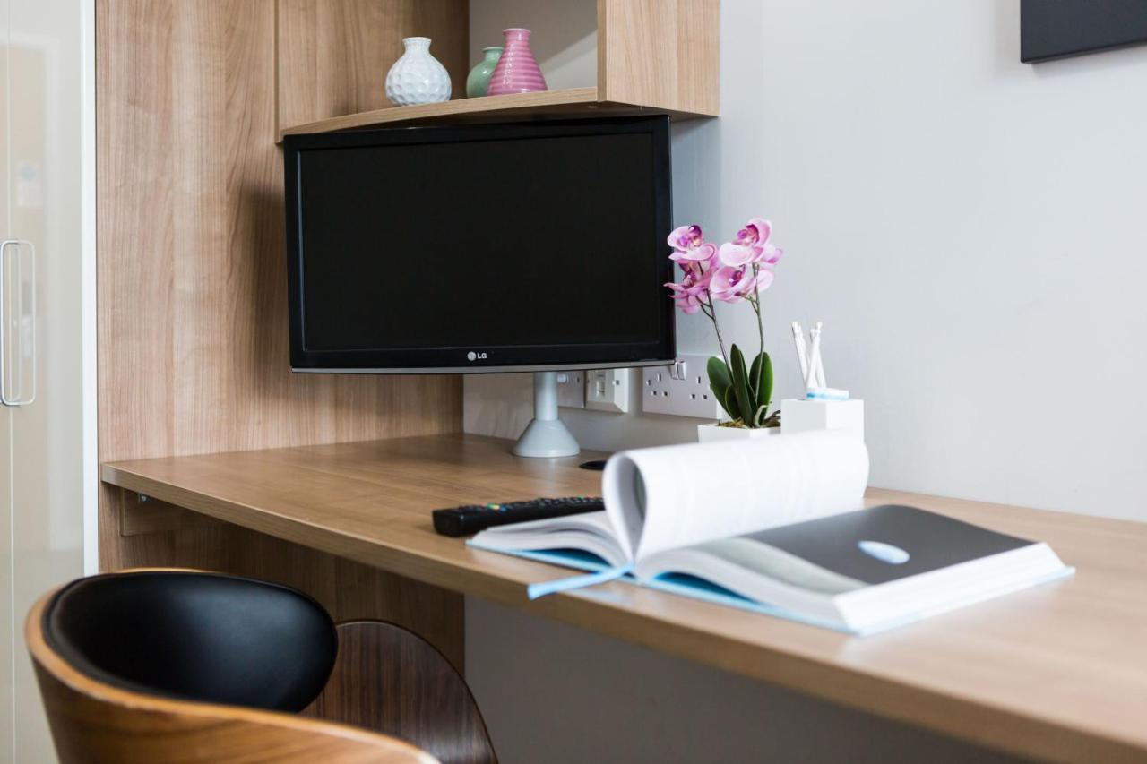 Apartment Chic And At Chapter South Bank In *